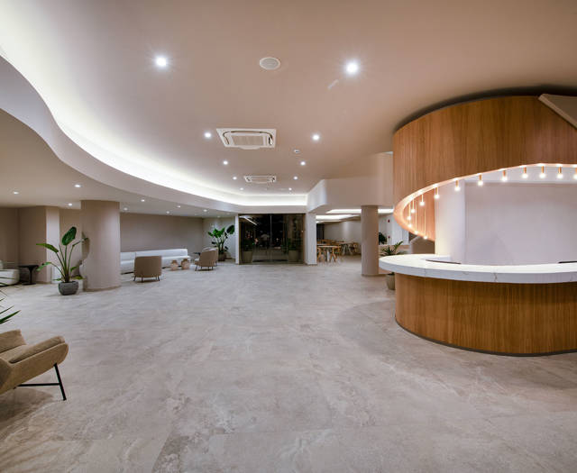 Ventale Island Breeze Resort reception and lobby