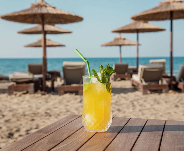 Ventale Island Breeze Resort Georgioupolis Crete Beach Bar 3559